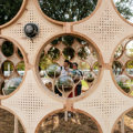 Il padiglione trasforma il volo degli insetti in suono. OFL Architecture vincitori all'A+ Award 2015