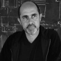 Vatican Chapels. Javier Corvalán alla Biennale: «Ecco la "mia" cappella in equilibrio su una briccola»