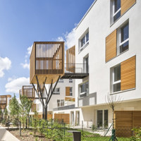 Capanne su rami d'acciaio e giardini come «sottoboschi abitati»: le residenze secondo Brenac & Gonzalez & Associés