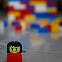 60 anni di LEGO. Storia e declinazioni contemporanee del primo mattone degli architetti