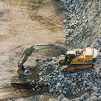 In caso di reati, l'assenza dal cantiere non esclude la responsabilità penale del direttore dei lavori