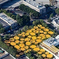 Los Angeles, l'oasi-coworking firmato Selgas Cano porta verde e colori nel distretto di East Hollywood