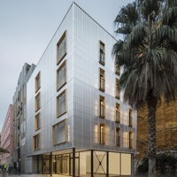 Container contro la gentrificazione: a Barcellona (Ciutat Vella) nascono i primi alloggi temporanei sociali