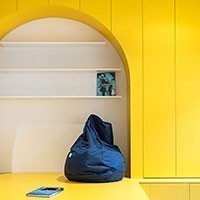 Esperimetro. La stanza colorata di Aut Aut Architettura per la scuola primaria di Udine