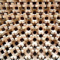 Timber Pavilion. Un padiglione temporaneo per promuovere le proprietà costruttive del legno