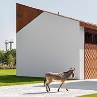 The Greenary, l'architettura di Carlo Ratti e Italo Rota costruita intorno a un albero
