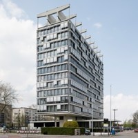 Anversa, lo studio italiano Farris Architects firma gli interni nell'edificio icona del modernismo belga