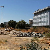 Sassari, un parcheggio con piazza in via XXV Aprile