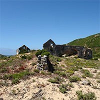 Site Convent. Un rifugio per la meditazione tra le rovine del Convento di Penafirme, in Portogallo