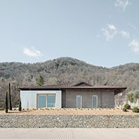 Da villa incompiuta a luogo "felice" per uffici. Il progetto di Archisbang per Chemsafe
