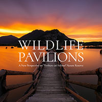 Wildlife Pavilions, piccole strutture per la flora e la fauna delle Torbiere del Sebino, sul lago d'Iseo