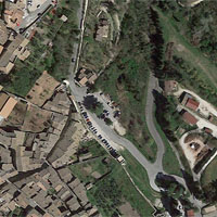 Una piazza a valle delle Mura Urbiche di Amelia