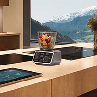 Un frullatore innovativo ed elegante per le cucine attente allo stile