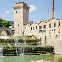 Vuoto futuro, workshop con AM3, BDR Bureau, Errante e WAR per immaginare nuovi usi dell'Ex Lanificio Carotti a Fermigiano (PU)