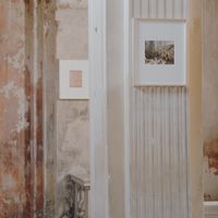 Rêverie. Le fotografie di Simone Bossi in mostra, un'indagine tra architettura e persona