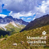 Mountain Guardian, un bivacco minimal e sostenibile nel parco nazionale dello Stelvio