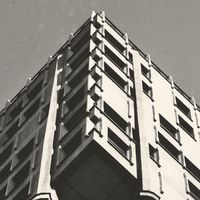 La Torre Velasca dei BBPR, dagli archivi del MAXXI il racconto del primo grattacielo all'italiana