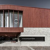 Chienes, in Alto Adige la scuola "a misura di bambino" di Roland Baldi Architects