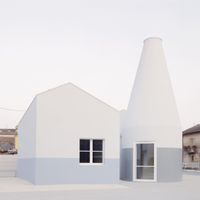 L'asilo di archiplan studio riflette l'immaginario di un bambino, come dentro una fiaba