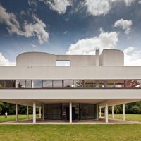 Cinque punti, una casa: rileggere Villa Savoye nella rassegna "L'architettura per tutti. Le case più famose del mondo"