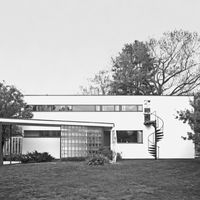Un bagno "Bauhaus style" per la Gropius House, in New England