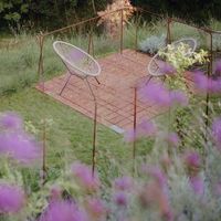 Il Giardino di Mattoni, il paesaggio incolto incontra lo stile minimale di a25architetti