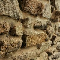 Rinforzo e risanamento di edifici in muratura: dalla diagnosi all'intervento