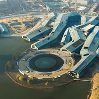 Lu Wenyu e Wang Shu alla Biennale Architettura 2027: un webinar per conoscere visione e opere dei futuri curatori