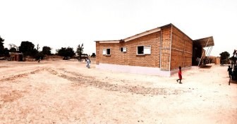 Inaugurata la "eco-maison", primo lotto del progetto H2OS firmato da TAMassociati per il Senegal