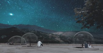 Bolle trasparenti per rimirar le stelle, le Observatory Houses del Castello di Roccascalegna